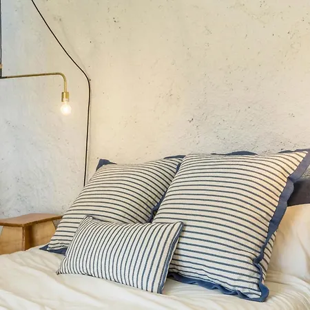 Szálloda Cueva De Sacromonte Teror