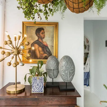 Cueva De Sacromonte 3*