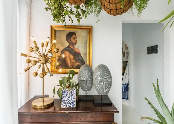 Cueva De Sacromonte 3*